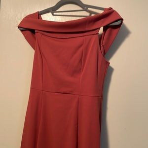 Windsor-size Medium midi dress with slit